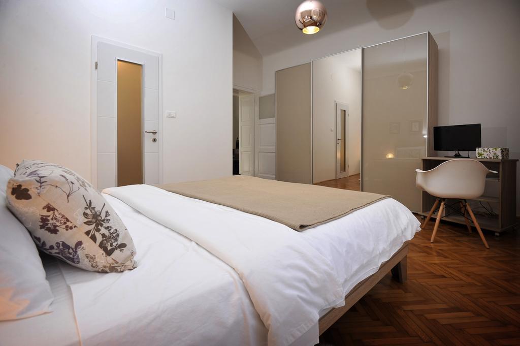 Celtis Apartment Spalato Esterno foto